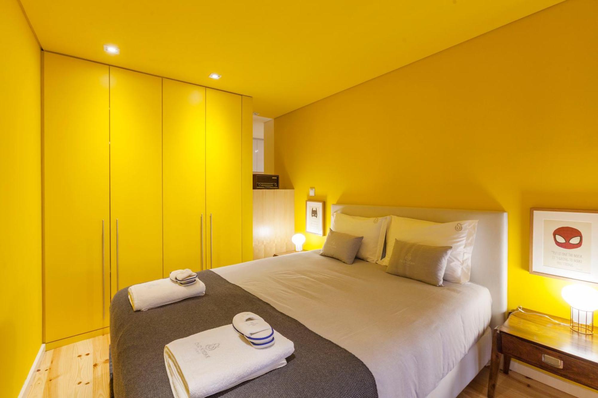 Old Stone Flats By Host Wise Apartment Porto Bagian luar foto