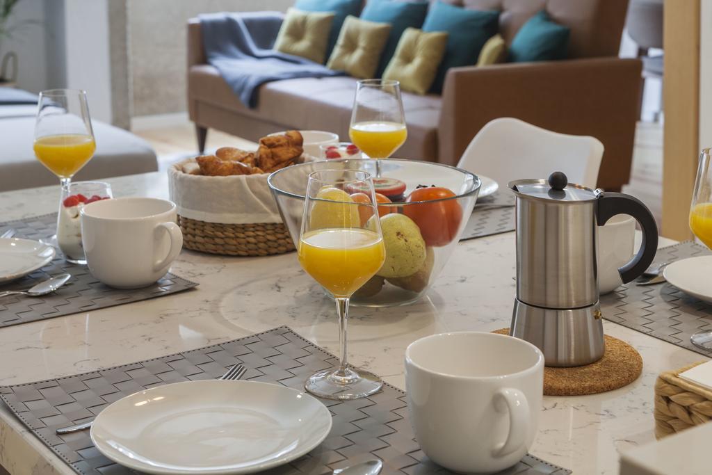 Old Stone Flats By Host Wise Apartment Porto Bagian luar foto