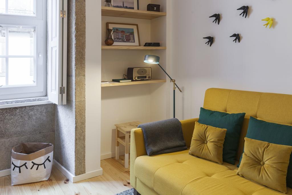 Old Stone Flats By Host Wise Apartment Porto Bagian luar foto