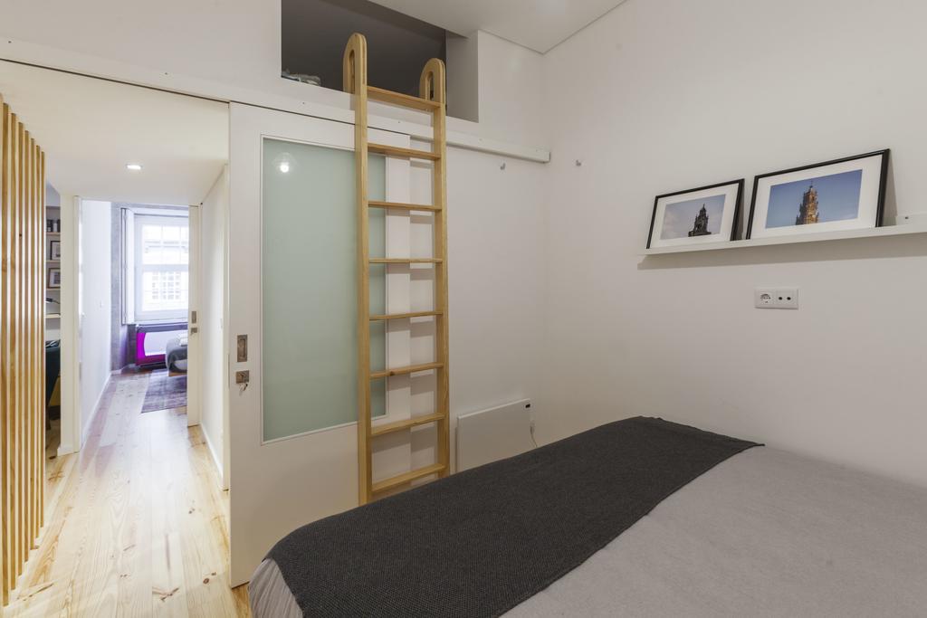 Old Stone Flats By Host Wise Apartment Porto Bagian luar foto